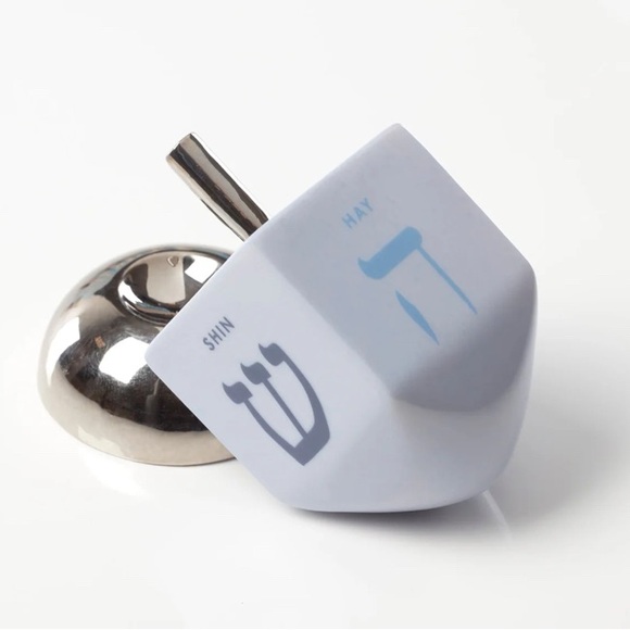 Kate Spade
Oak Street Dreidel by LENOX new in Box - Picture 4 of 6